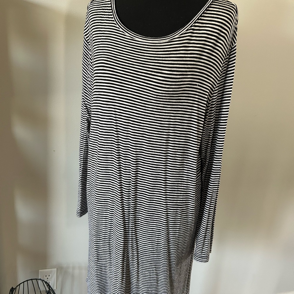 Old Navy Luxe Black and White Striped Top